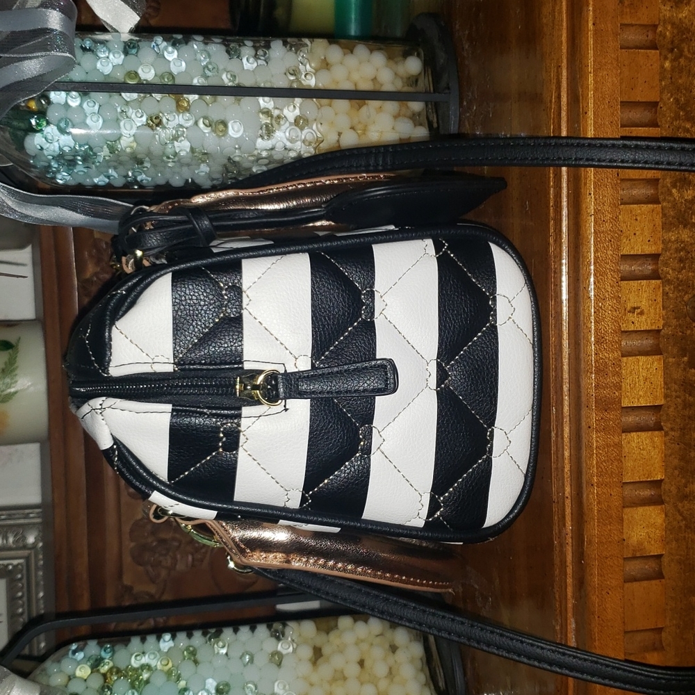 New Betsey Johnson bag - Picture 9 of 11